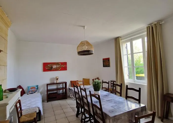 Le Doumayne Nyaraló